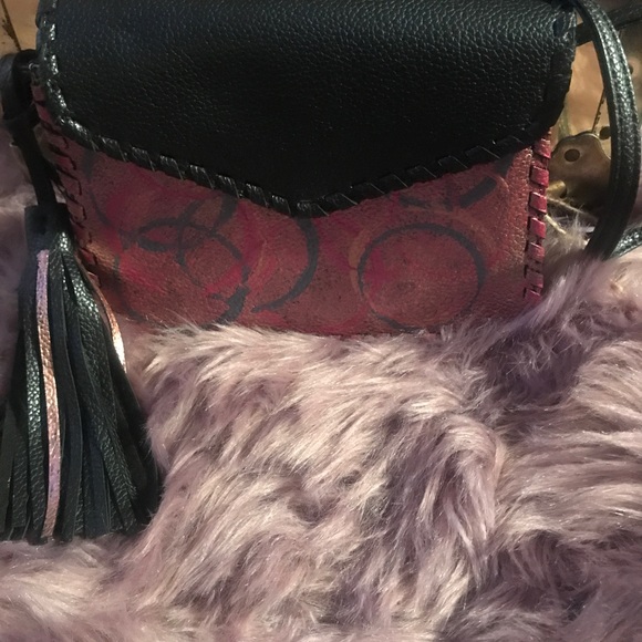 Purse - Picture 2 of 2